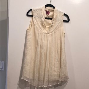 Beautiful ivory maternity top